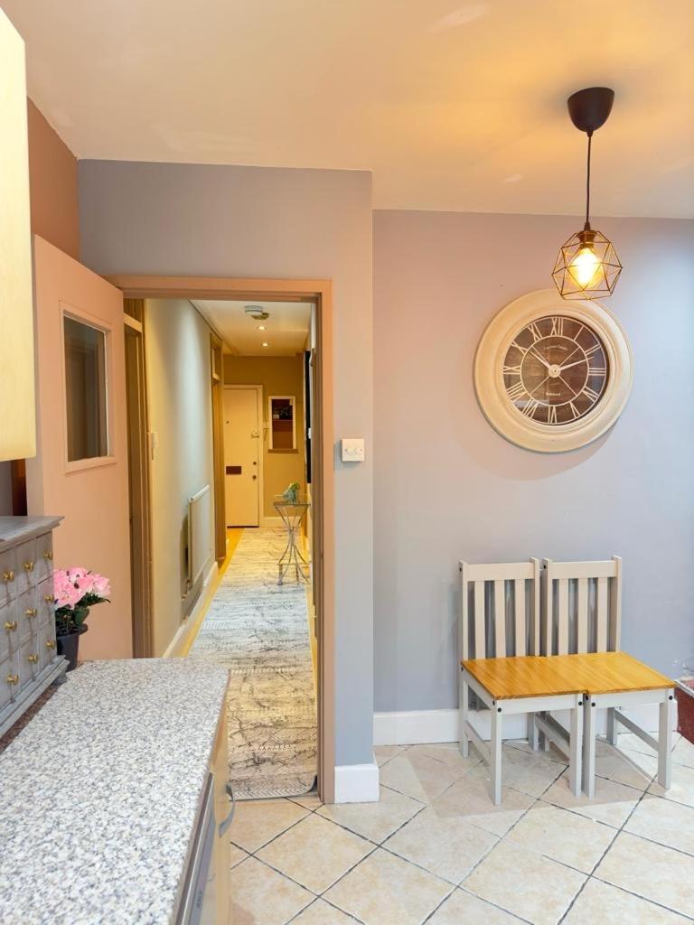 Beautiful Family Apartment Londra Dış mekan fotoğraf